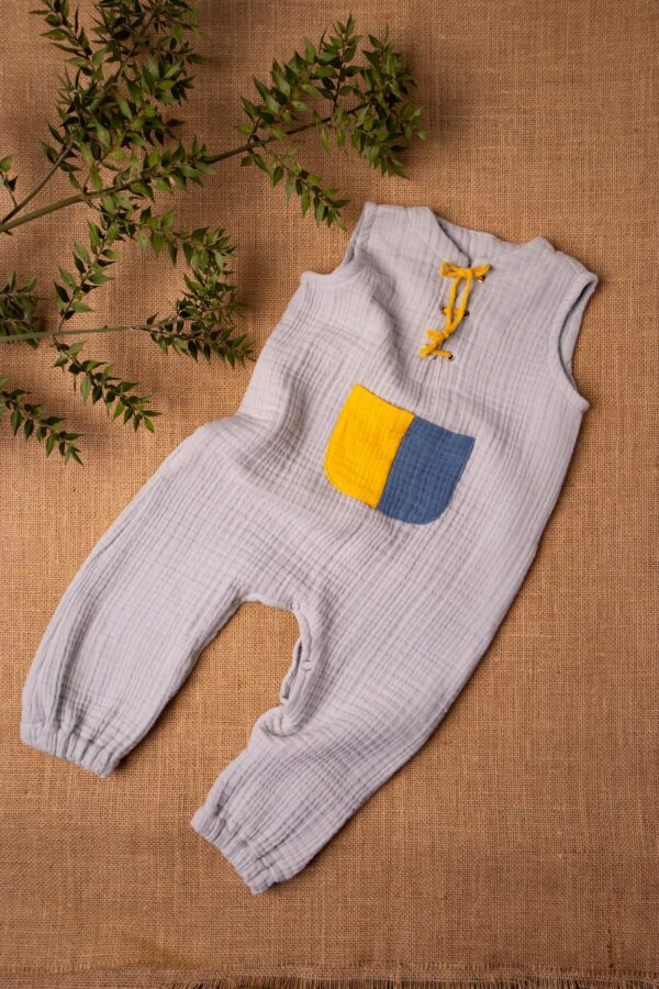 4 Layers Muslin Double Color Pocket Sleeveless Jumpsuit